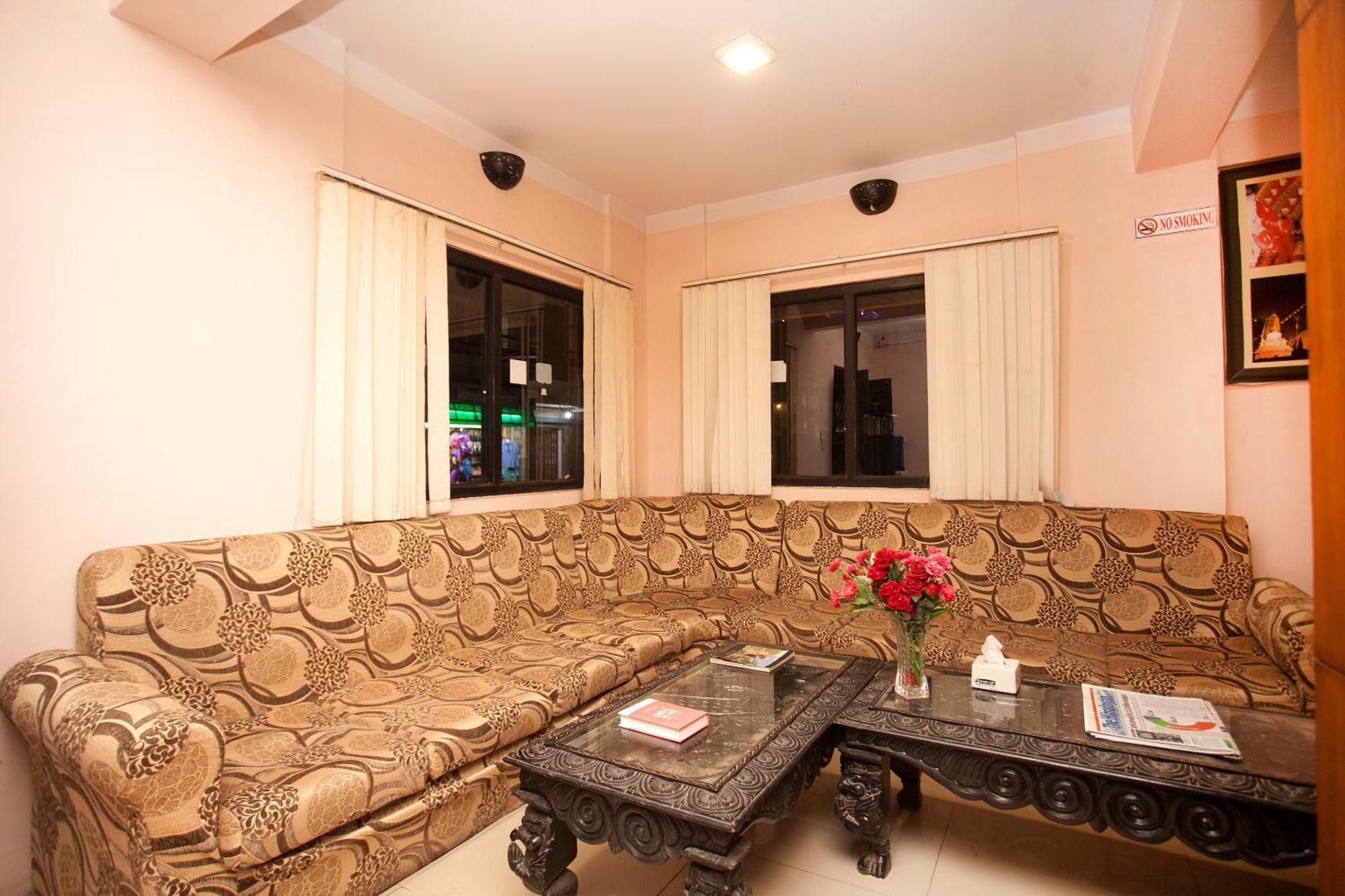 Kathmandu City Hotel Buitenkant foto