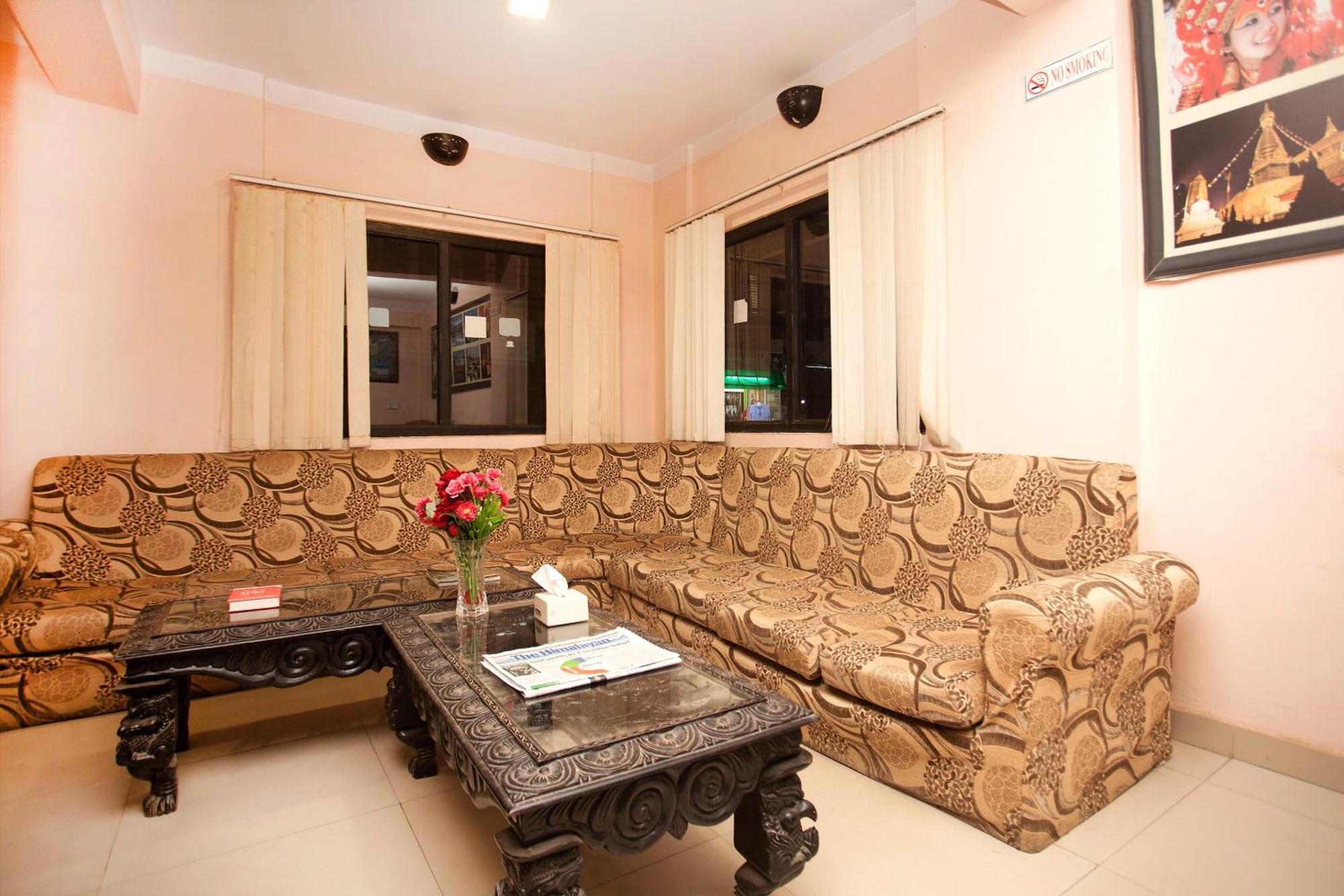 Kathmandu City Hotel Buitenkant foto
