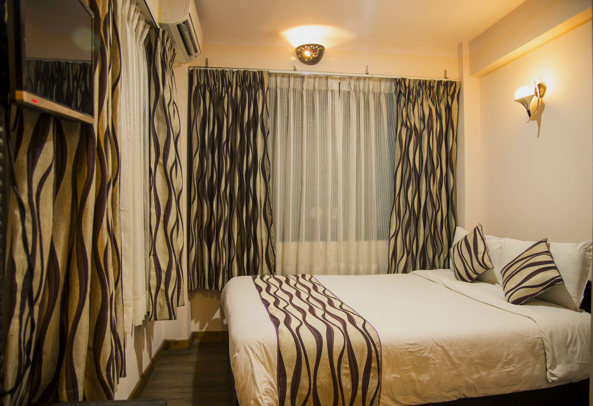 Kathmandu City Hotel Buitenkant foto