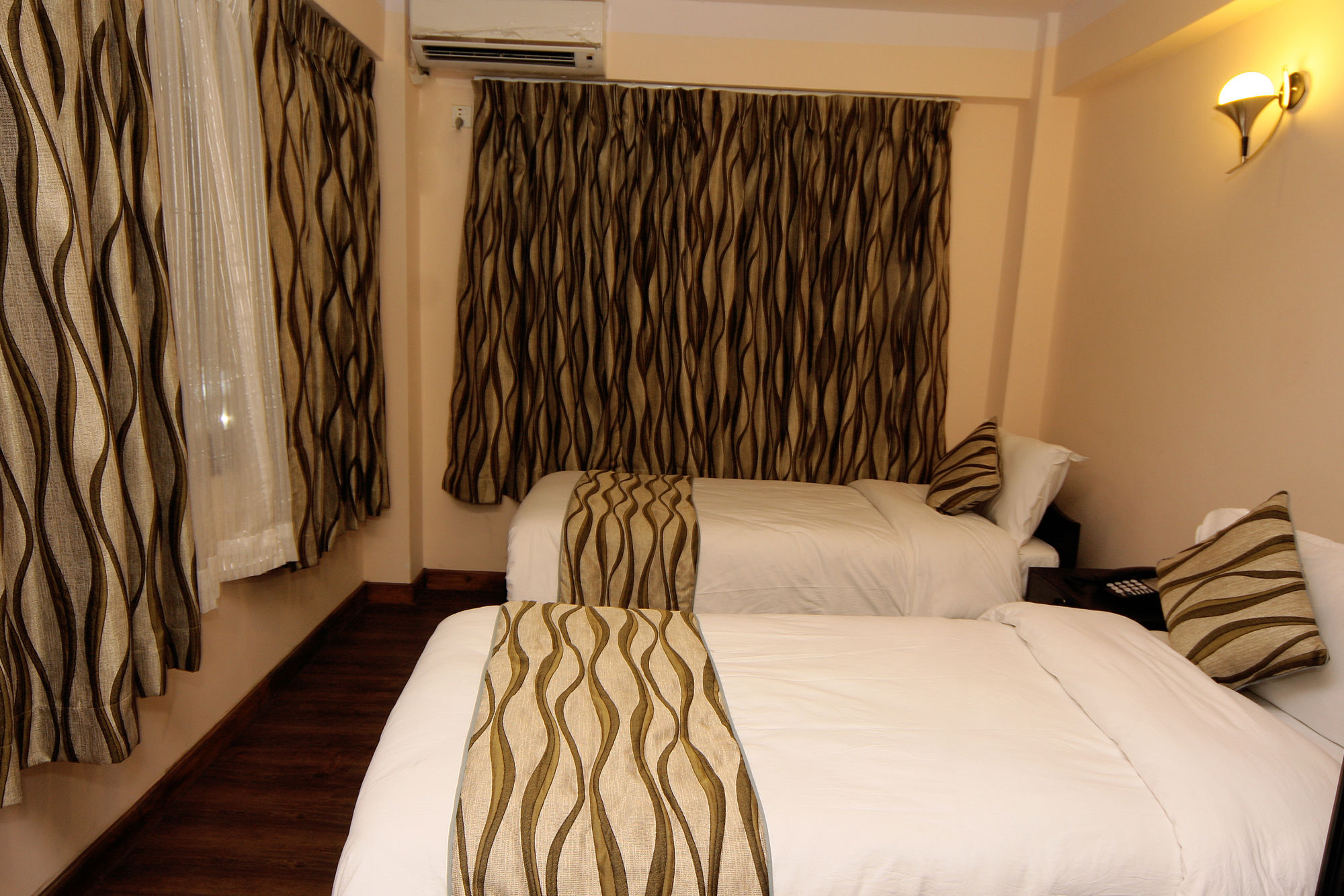 Kathmandu City Hotel Buitenkant foto