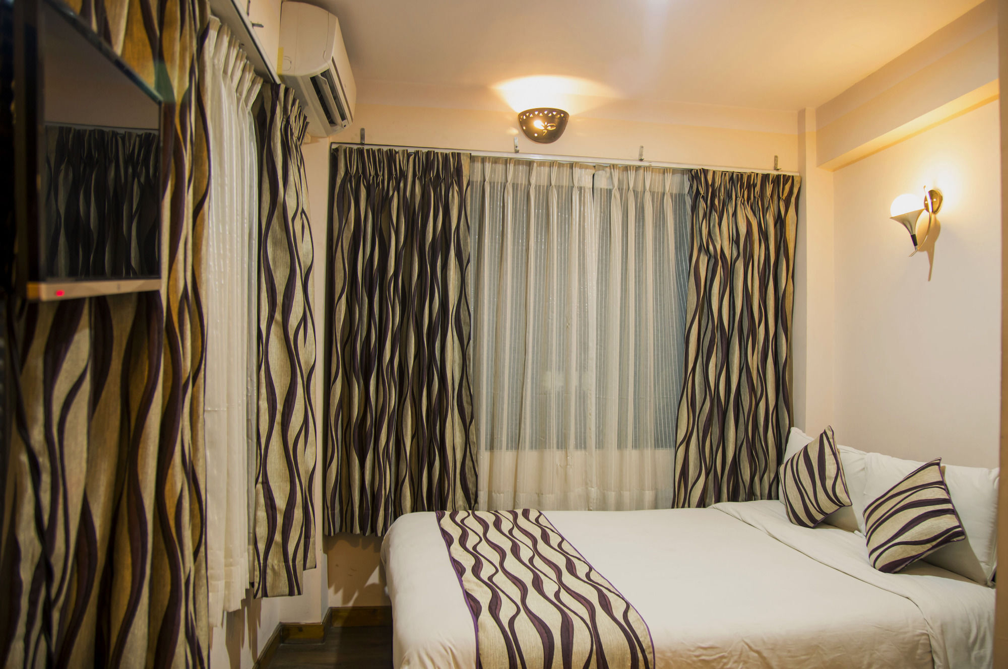 Kathmandu City Hotel Buitenkant foto